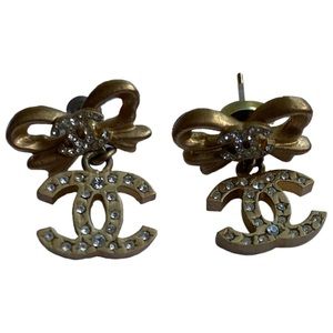 Chanel Gold Tone Metal & Crystal Ribbon Bow CC Dangle Piercing Earrings